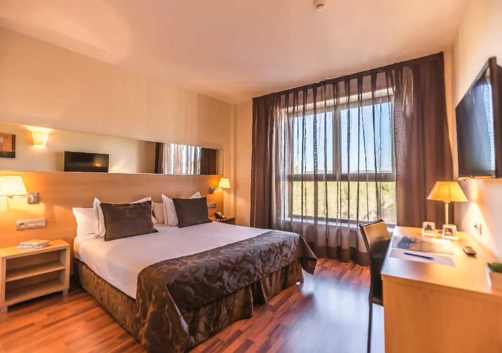 Double or Twin SUPERIOR Room, Desitges, Barcelona
