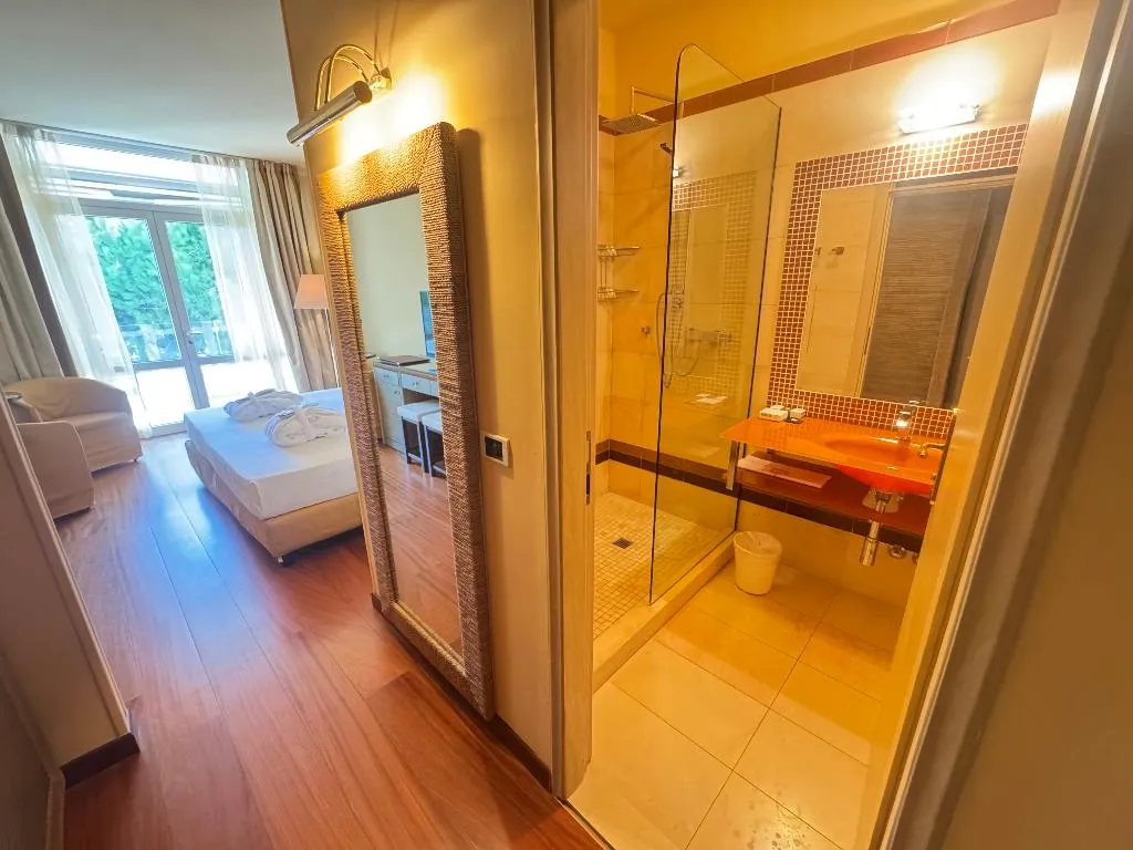 DOUBLE SINGLE USE WITH BALCONY Room, Hotel Greif, Venice