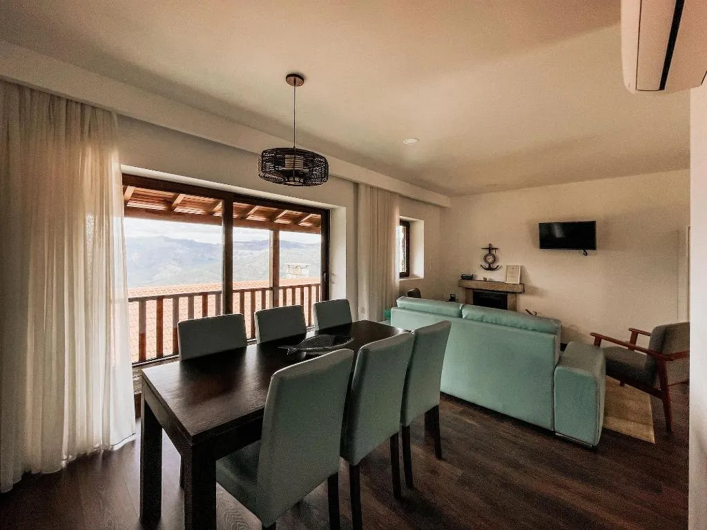 Room, Pousadela Village, Porto