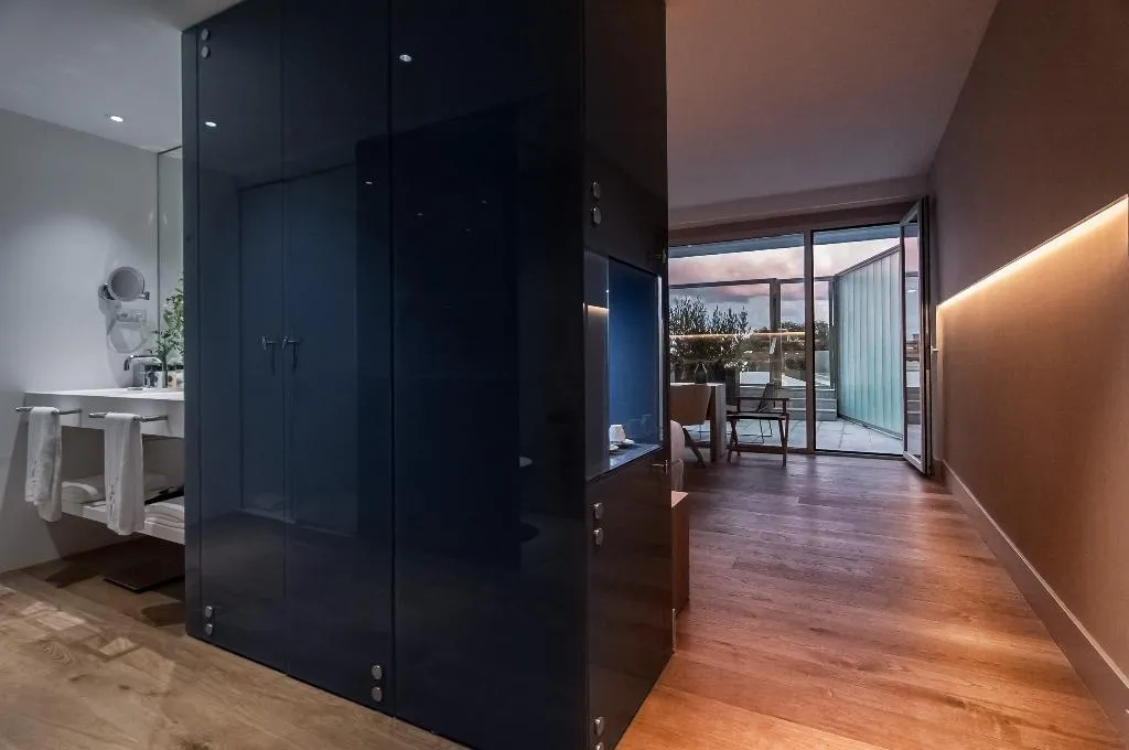 DOUBLE POOL VIEW Room, Hotel Sorli Emocions, Barcelona