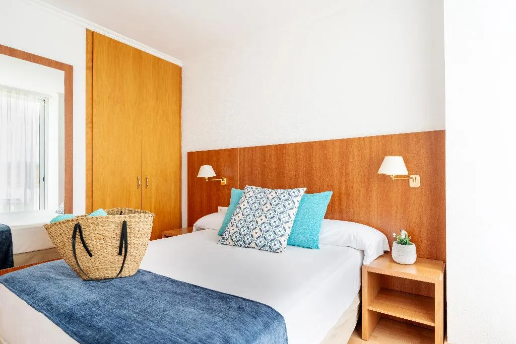 APARTMENT ONE BEDROOM Room, Aparthotel Ona Palamos, Costa Brava