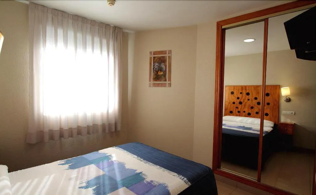 Room, Hostal Quatre Llunes, Costa Blanca