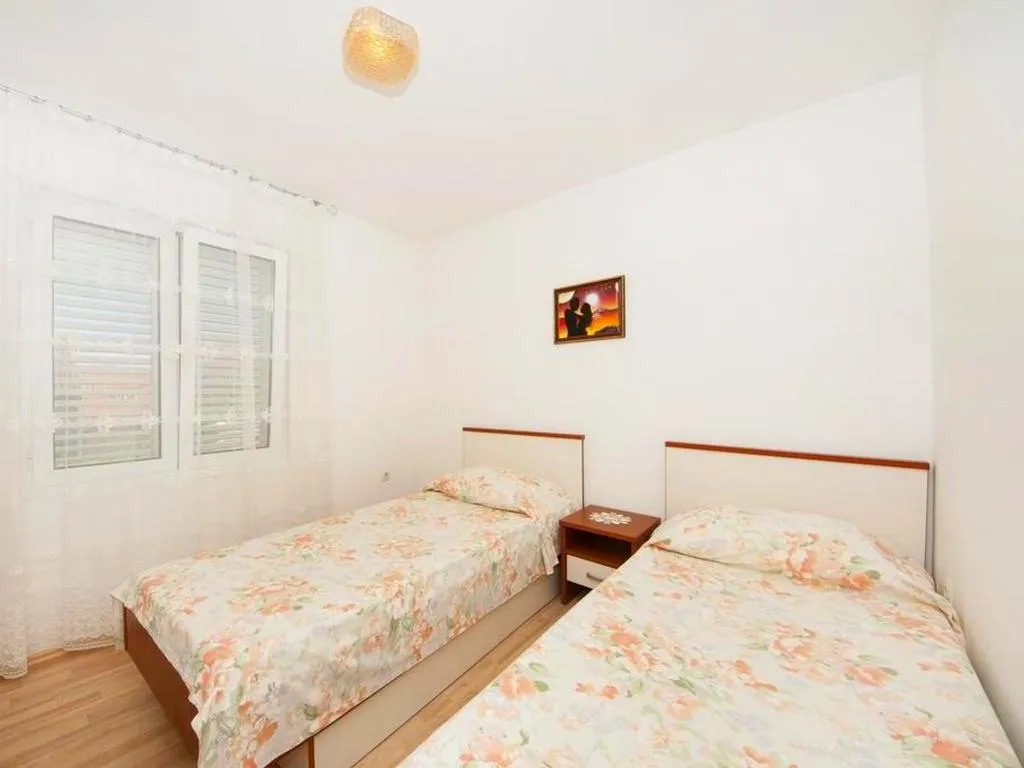 APARTMENT CAPACITY 4 Room, Apartments Jase, Split
