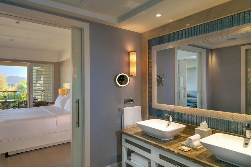 SUITE KING SIZE BED Room, Caresse, A Luxury Collection Resort, Bodrum