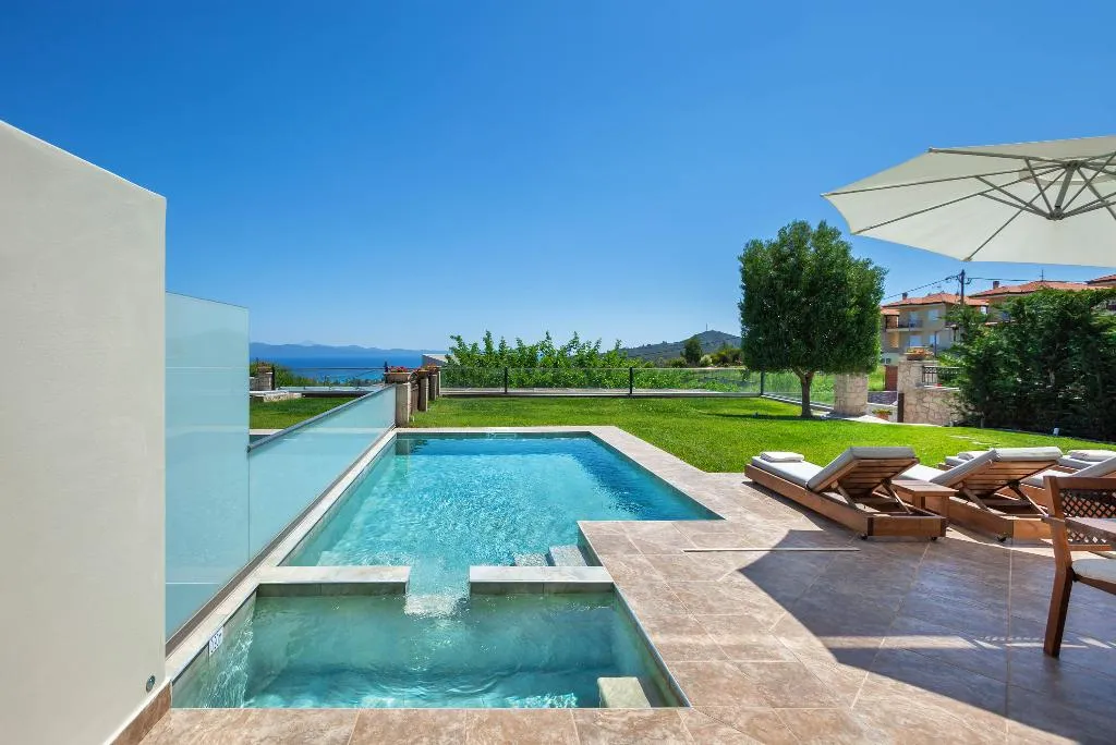 VILLA THREE BEDROOMS WITH PRIVATE POOL Room, Sunny Villas and Spa, Halkidiki