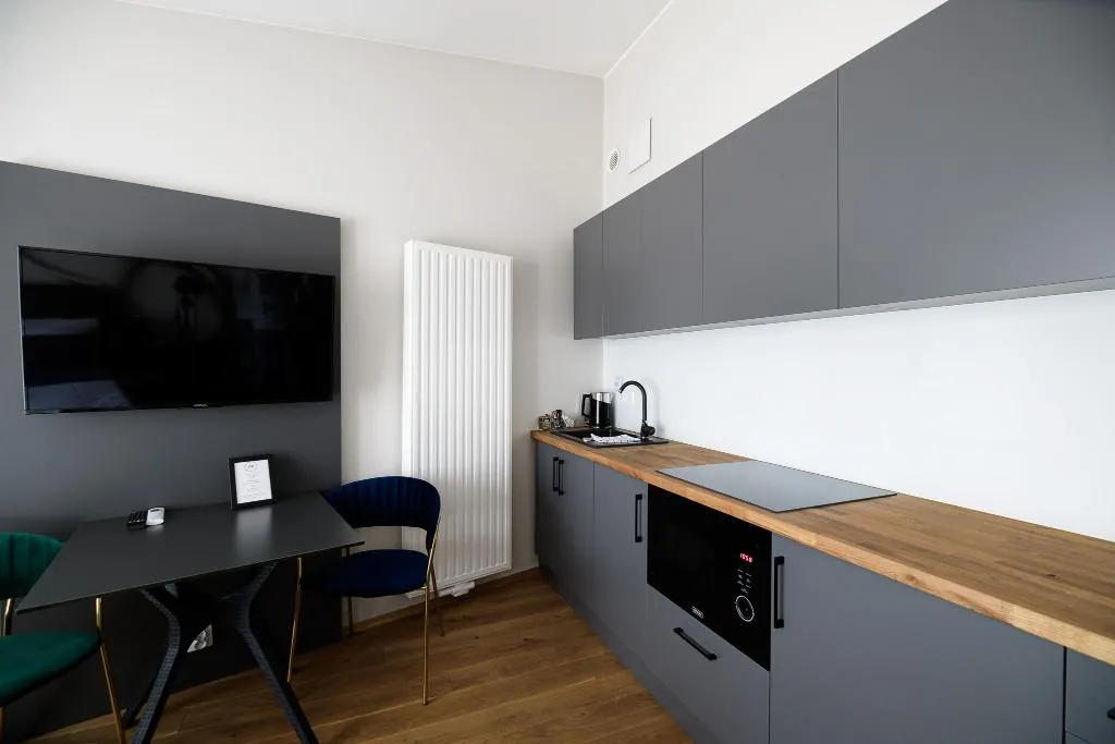 STUDIO QUEEN SIZE BED Room, Aparthotel Inspire Miodova Residence, Krakow