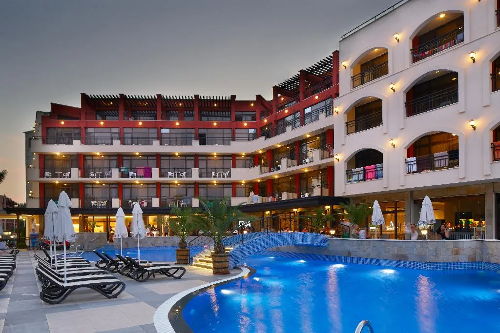 Pool, Nobel Ultra All Inclusive - Free Beach Access, Bourgas
