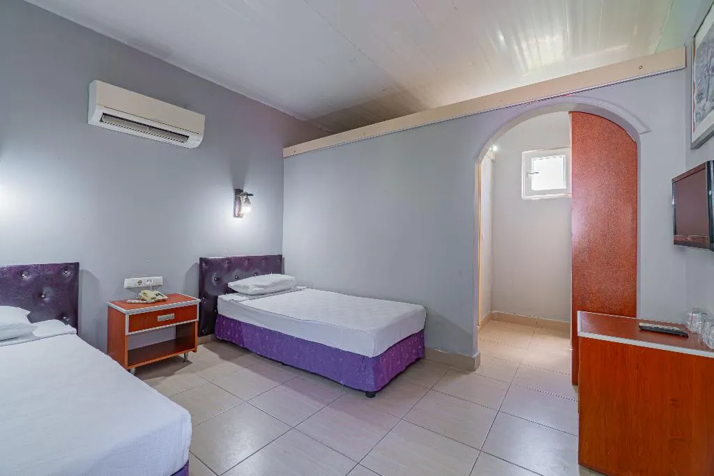 FAMILY ROOM POOL VIEW Room, Sayanora Hotel, Antalya