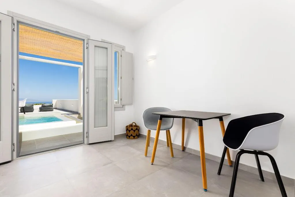 Room, Serapias Suites, Santorini