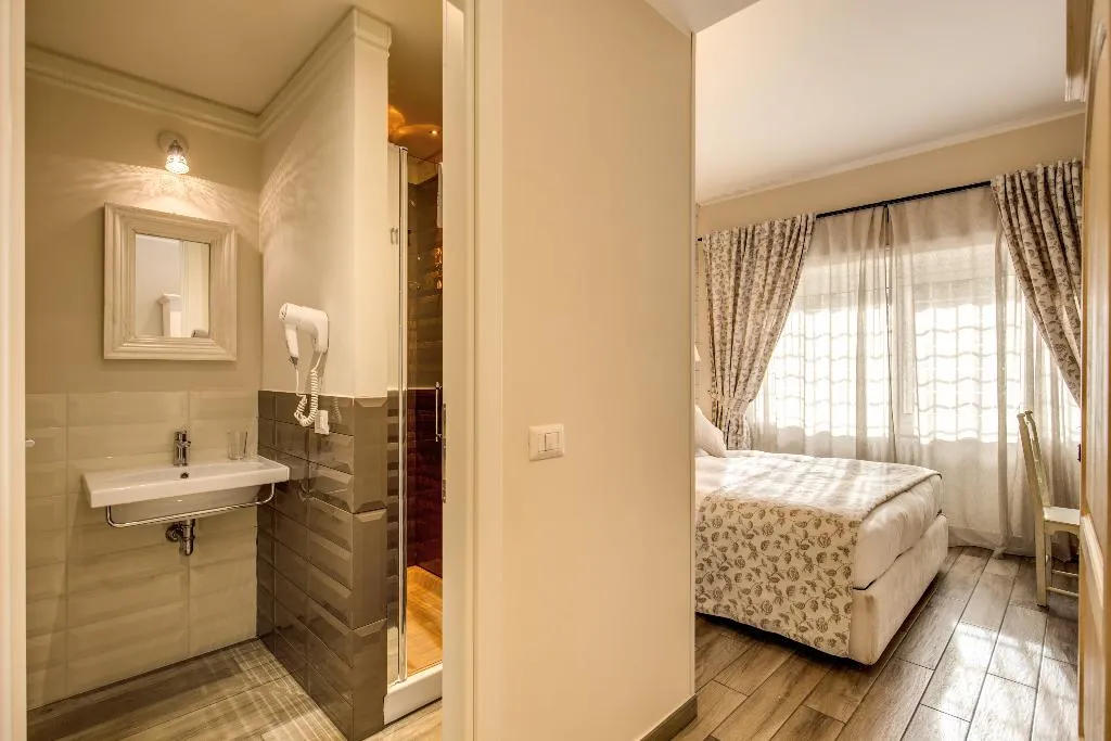 JUNIOR SUITE BASIC Room, Casa Mia Vaticano, Rome