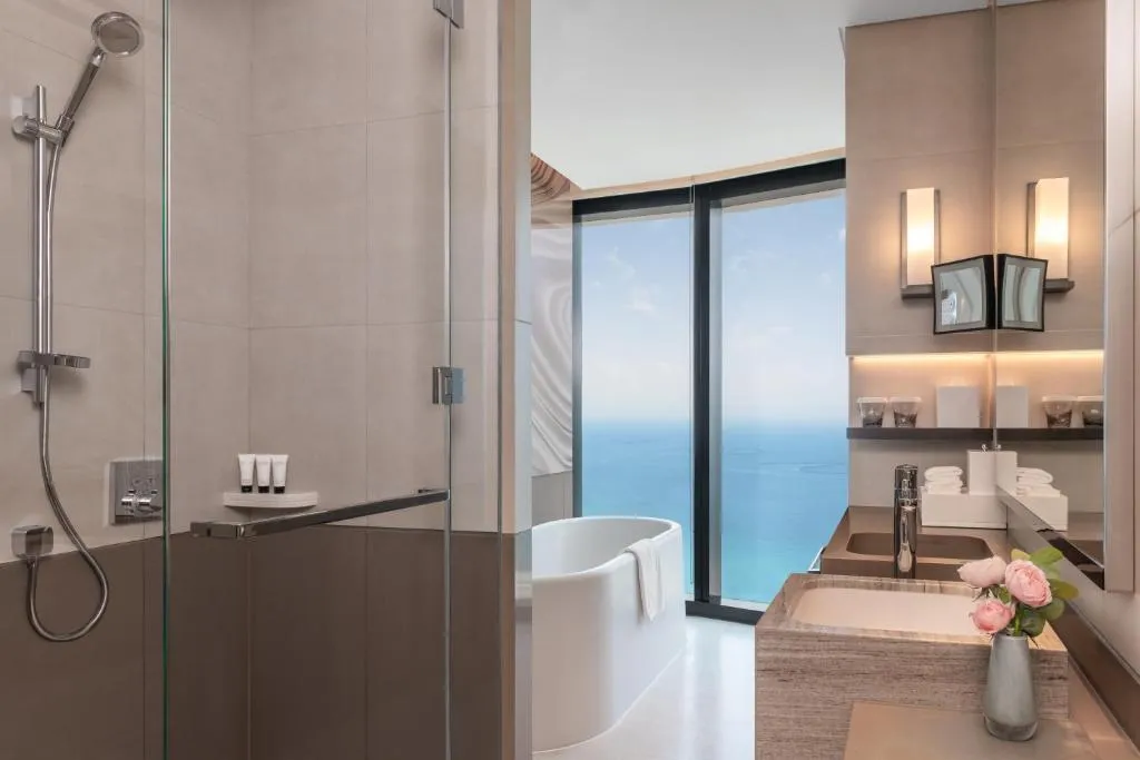 SUITE SEA VIEW ONE BEDROOM Room, Address Beach Resort, Dubai