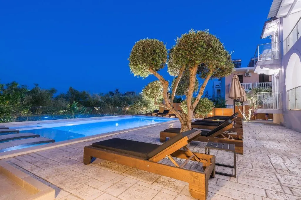 Sports and Entertainment, Litore Luxury Living, Zante
