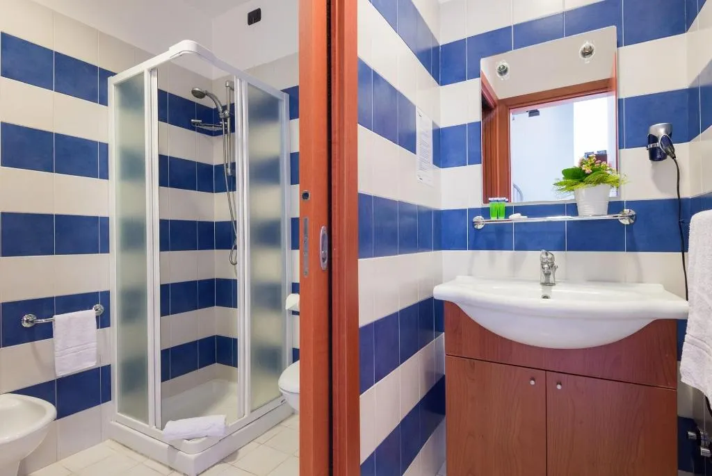 Room, Camplus Guest Catania, Catania