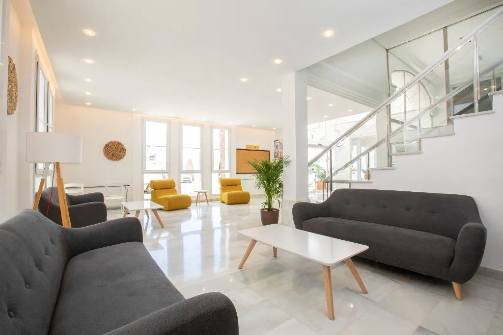 Lobby, Hotel Cala d’Or Playa, Majorca