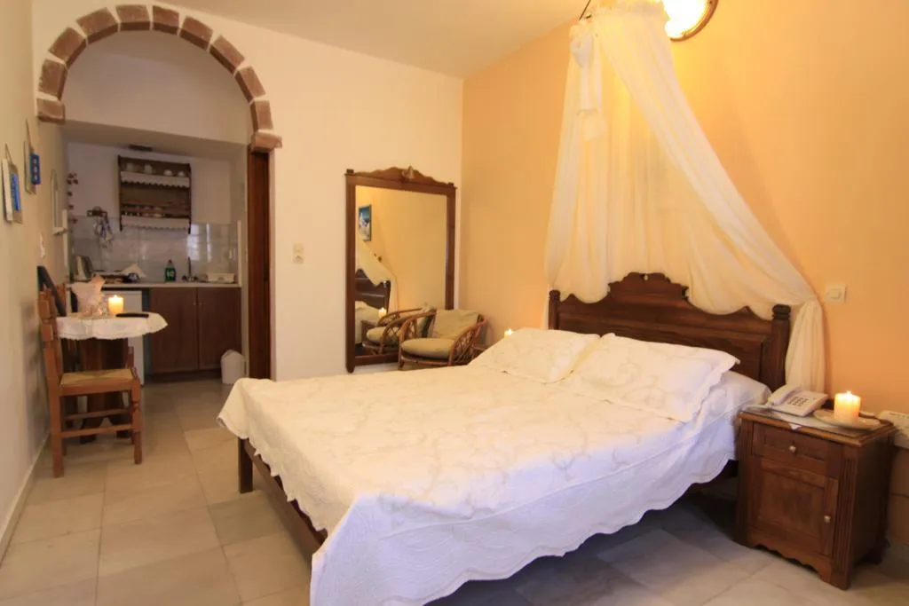General view, Merovigliosso Studios and Apts., Santorini