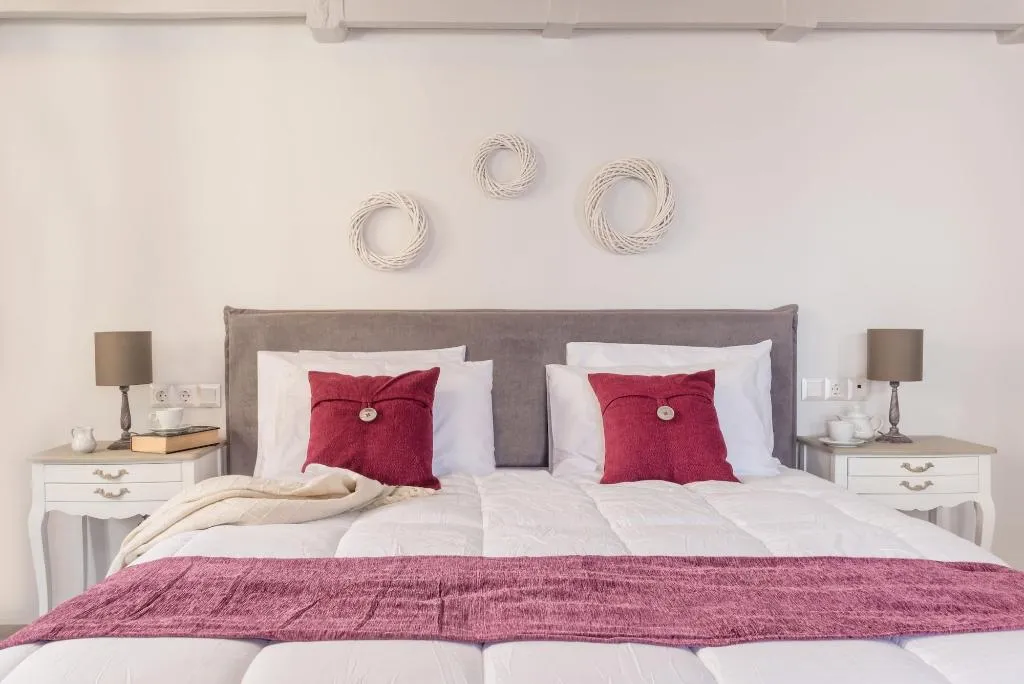 Room, Kastro Mansion, Santorini