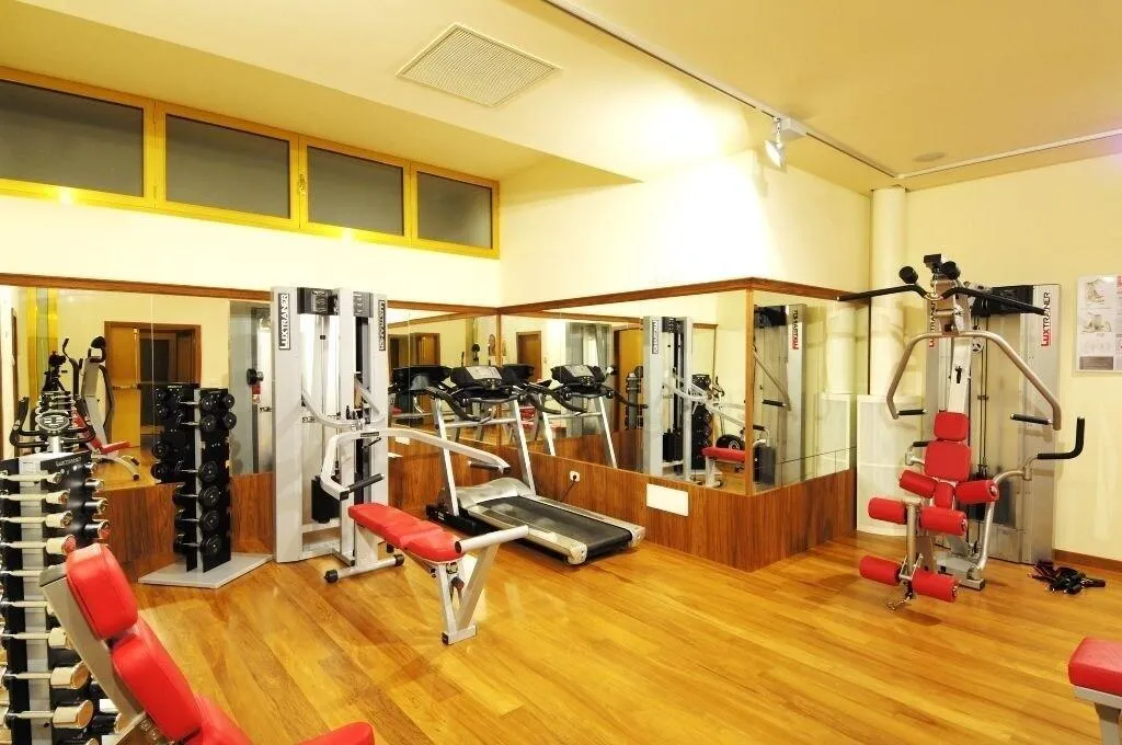 Sports and Entertainment, Ashanti Aparthotel, Venice
