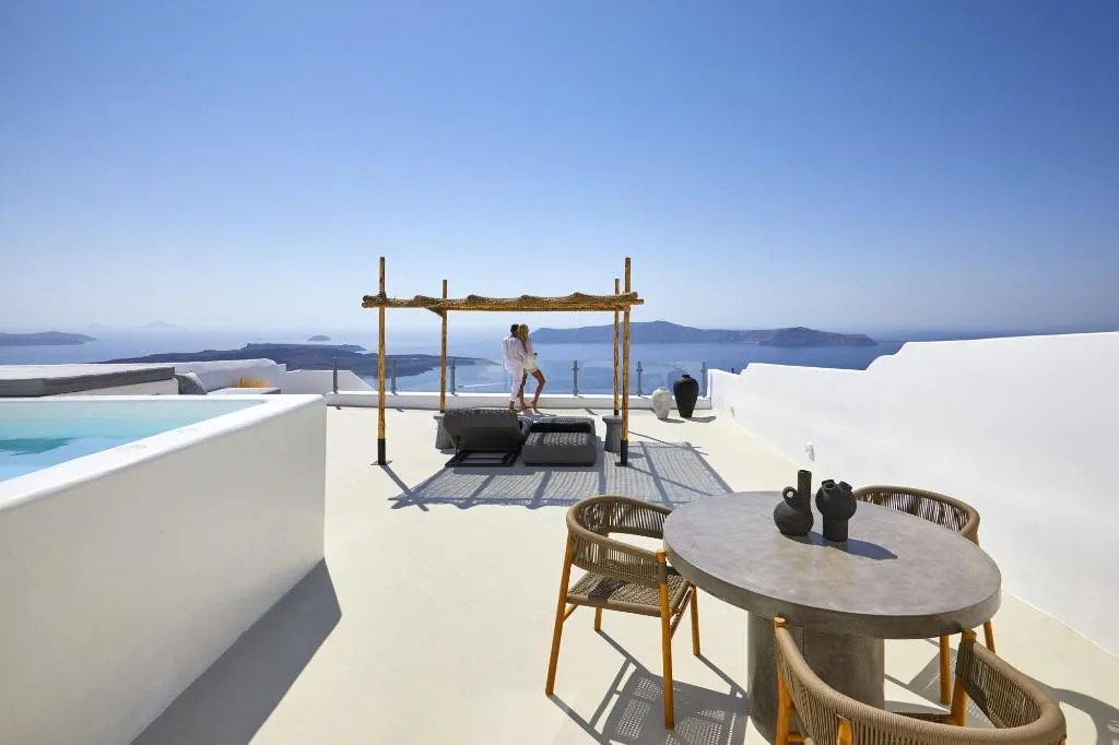 Room, You And Me Suites, Santorini