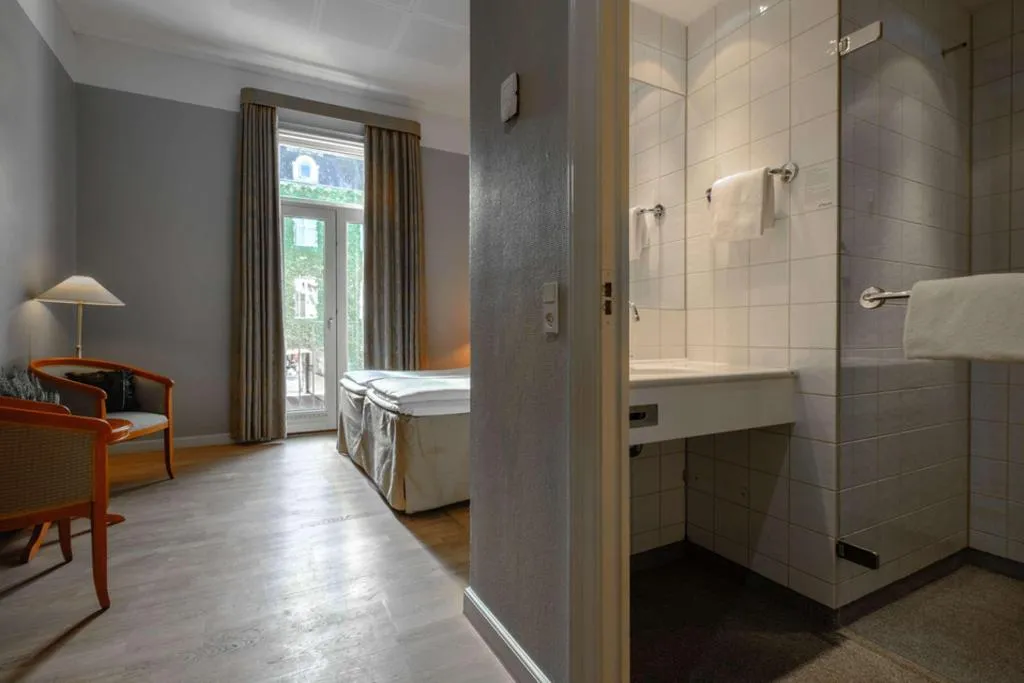 Room, Four Points Flex by Sheraton Prindsen Roskilde, Copenhagen