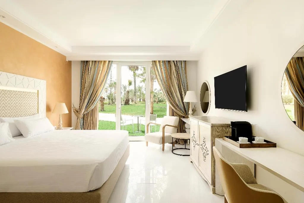 FAMILY ROOM GARDEN VIEW Room, Iberostar Selection Eolia Djerba, Tunisia