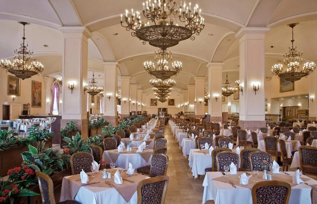 Restaurant, Kremlin Palace, Antalya