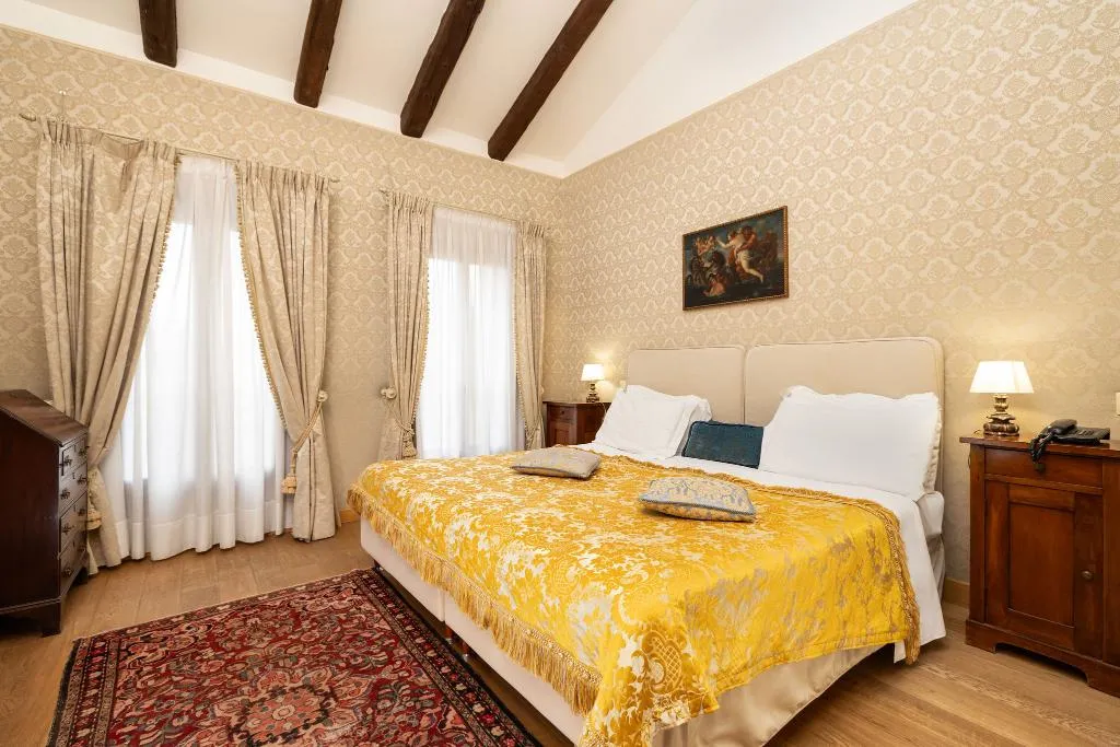 Double or Twin DELUXE Room, Relais Alberti, Venice