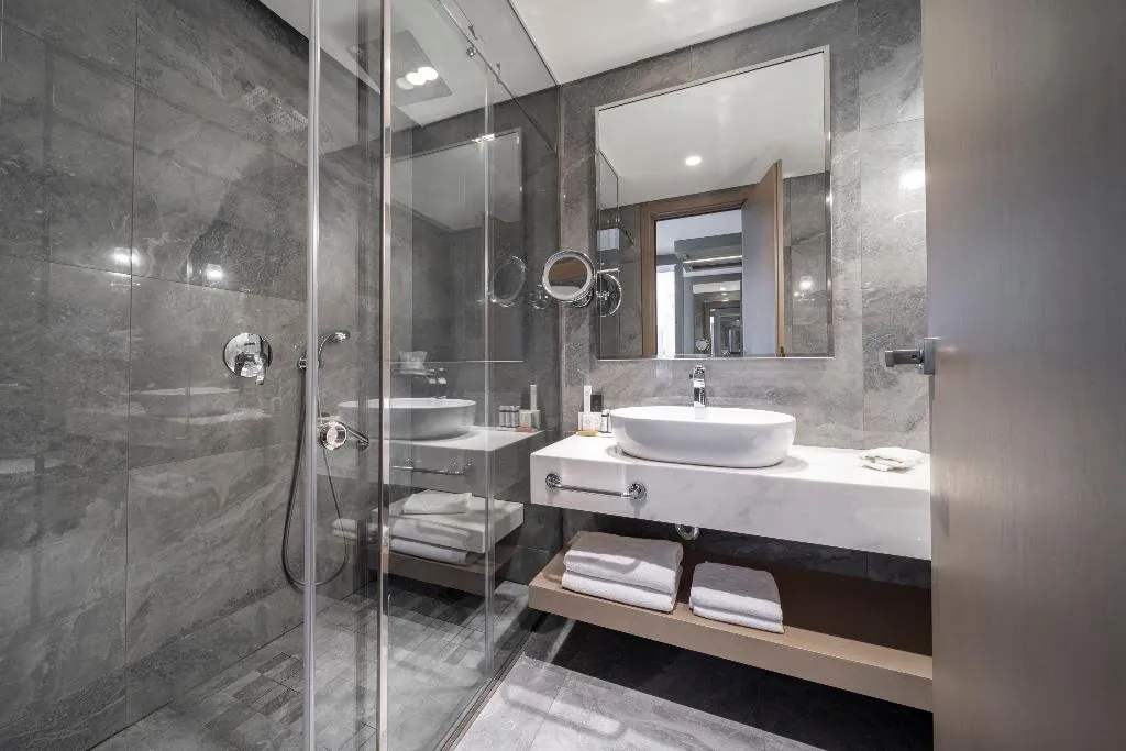 SUITE STANDARD Room, Electra Metropolis, Athens
