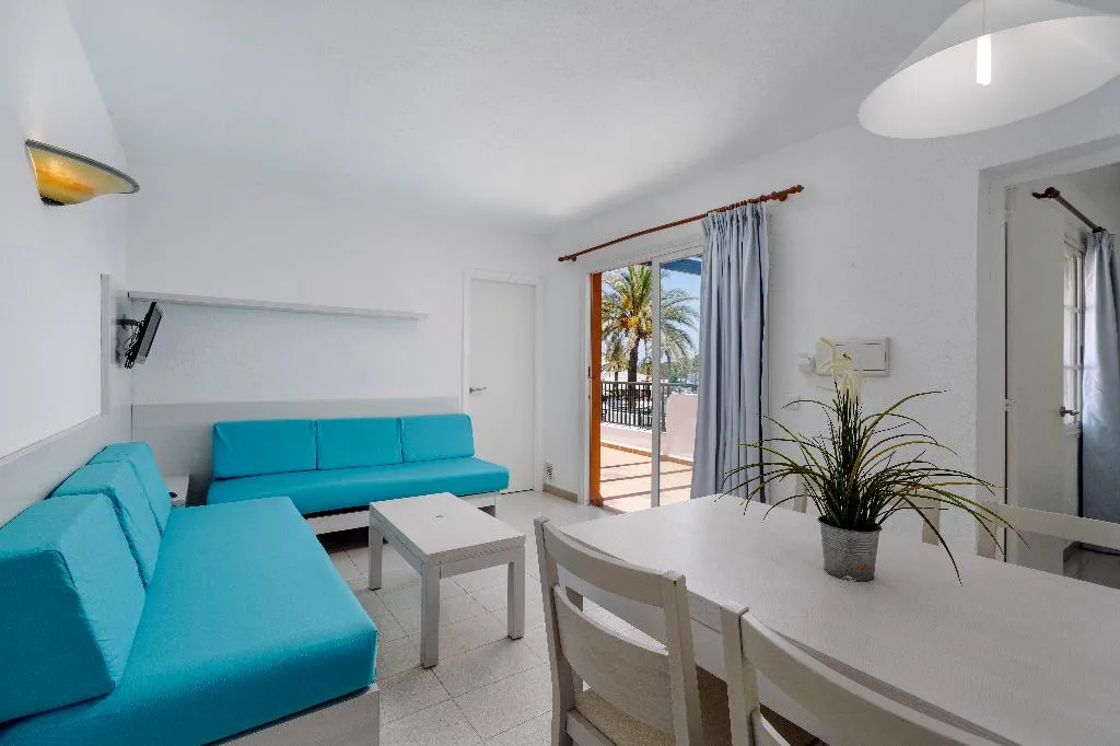 APARTMENT TWO BEDROOMS Room, Alua Lago Park, Menorca