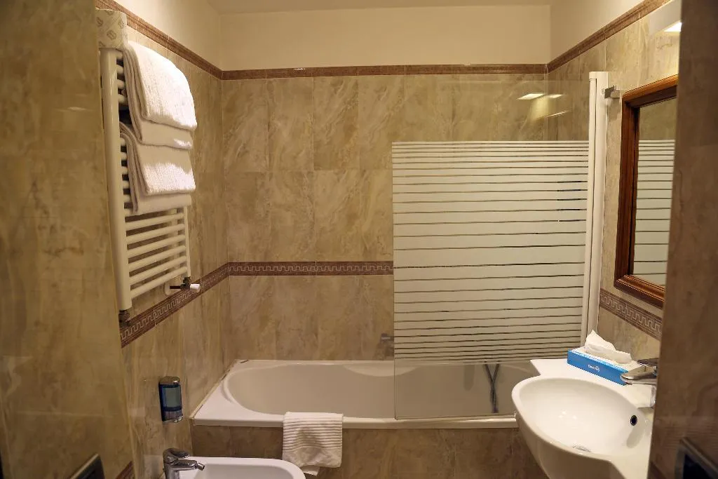 Room, Borromeo Hotel, Rome