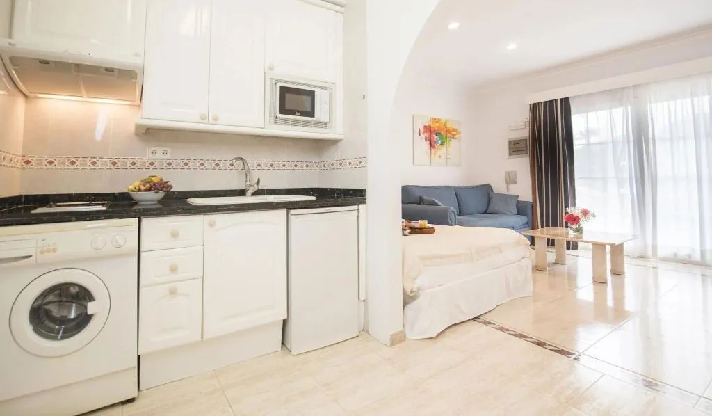 STUDIO CAPACITY 2 Room, Ona Village Cala d'Or, Majorca