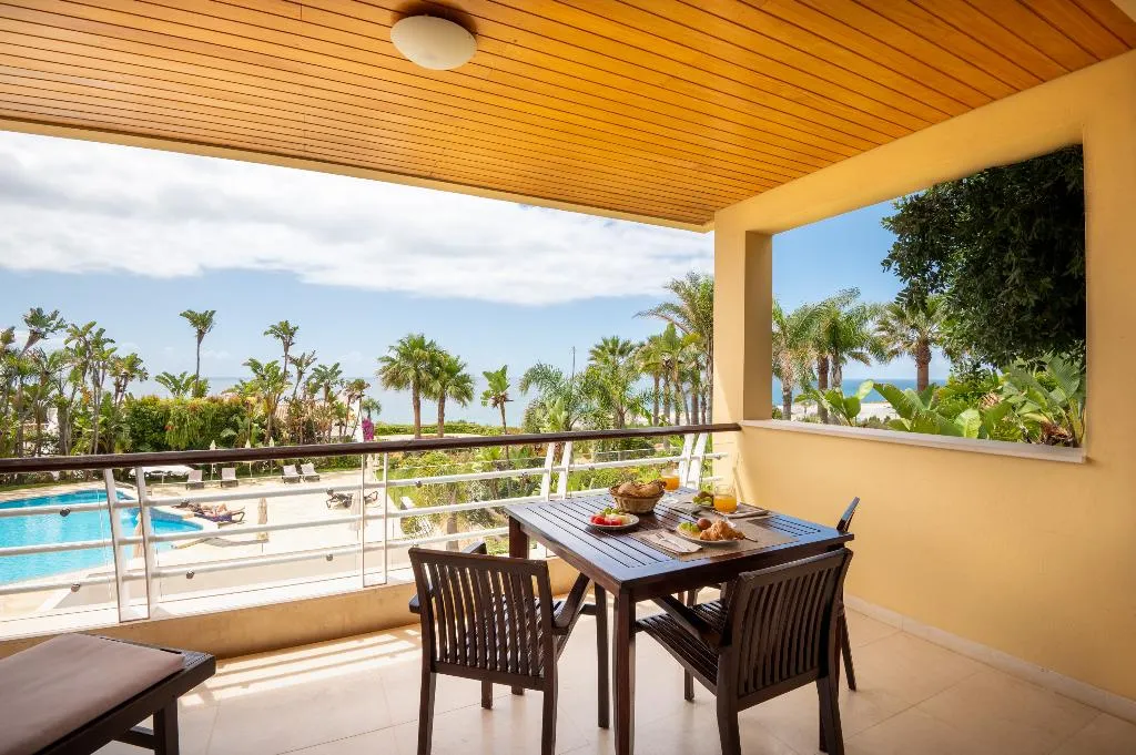 STUDIO SEA VIEW WITH BALCONY Room, Vila Luz, Algarve