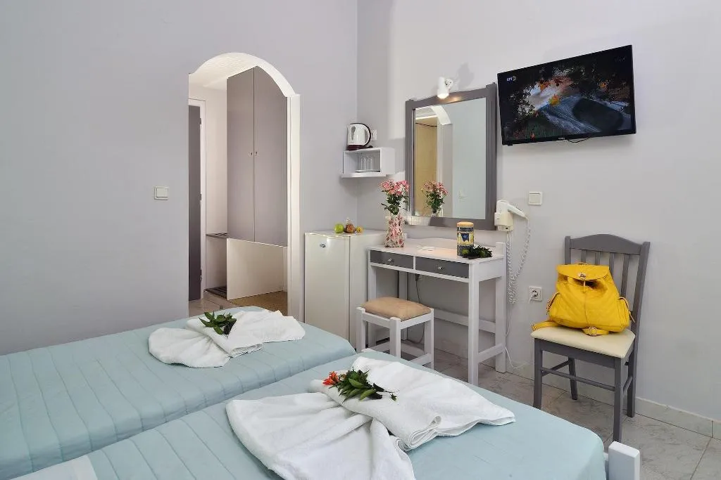 Room, Nereides, Crete