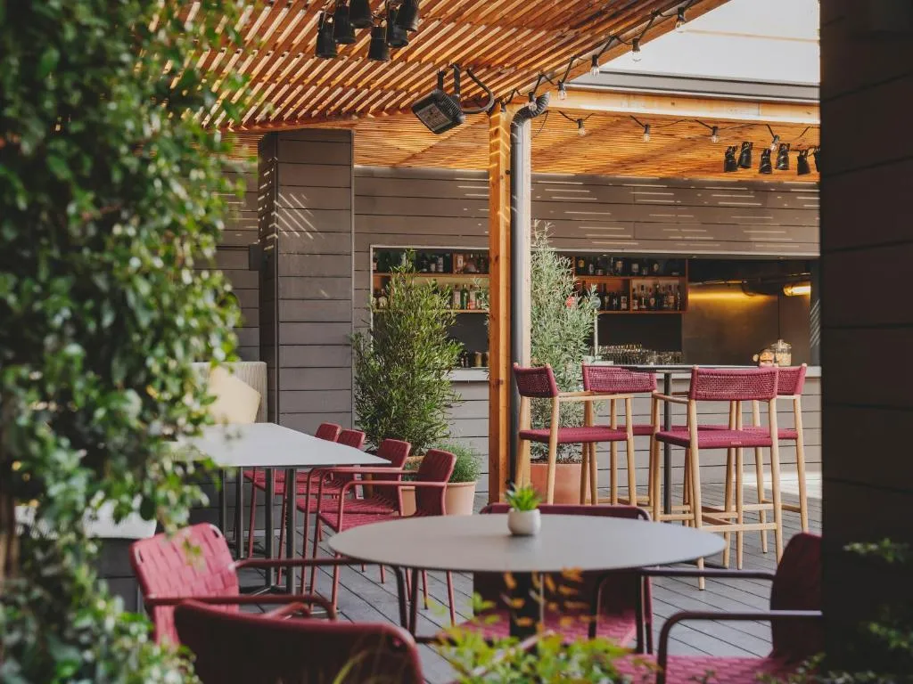 Terrace, Catalonia Boulevard, Barcelona