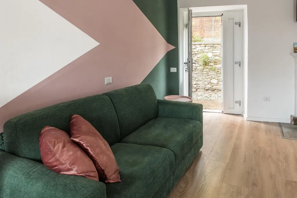 APARTMENT CAPACITY 4 ONE BEDROOM Room, Stresa Complex Levoasi, Milan