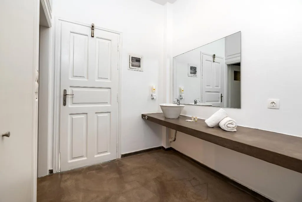 Double or Twin SUPERIOR Room, Maistros Village, Santorini
