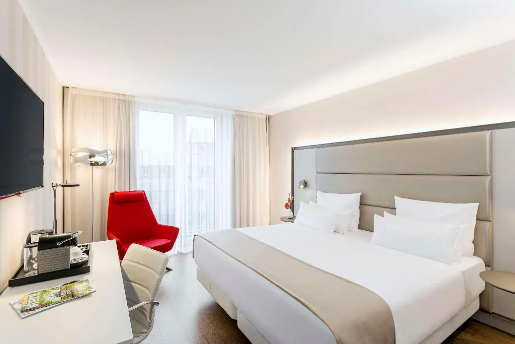 Double or Twin SUPERIOR Room, NH Collection Berlin Mitte am Checkpoint Charlie, Berlin