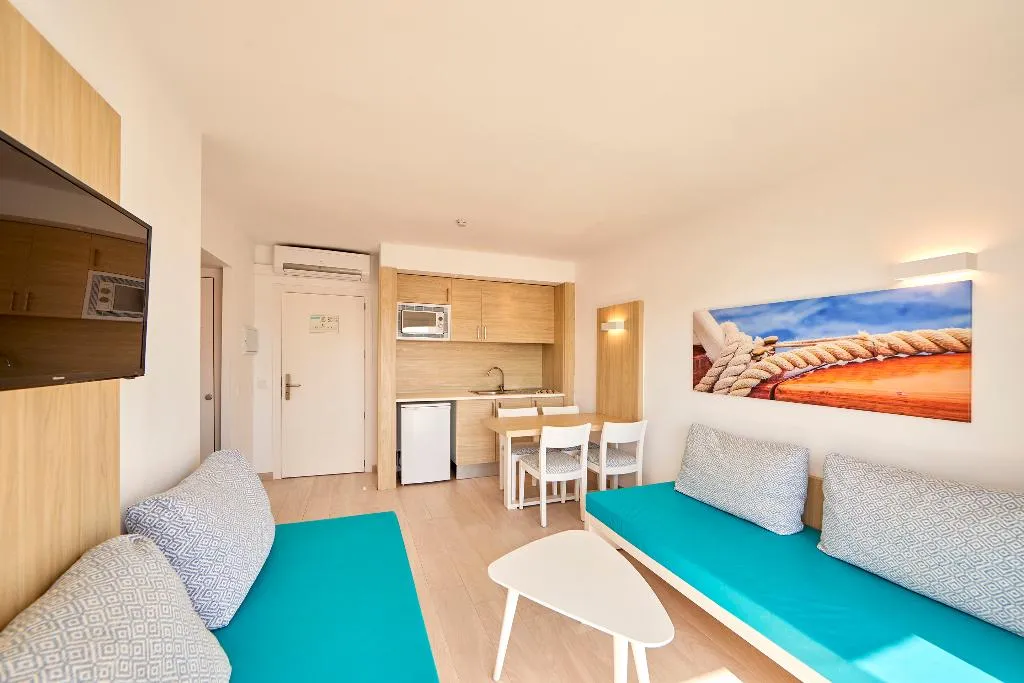 APARTMENT SEA VIEW WITH BALCONY Room, Sun Beach, Majorca