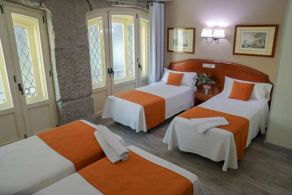 QUADRUPLE STANDARD Room, San Lorenzo, Madrid