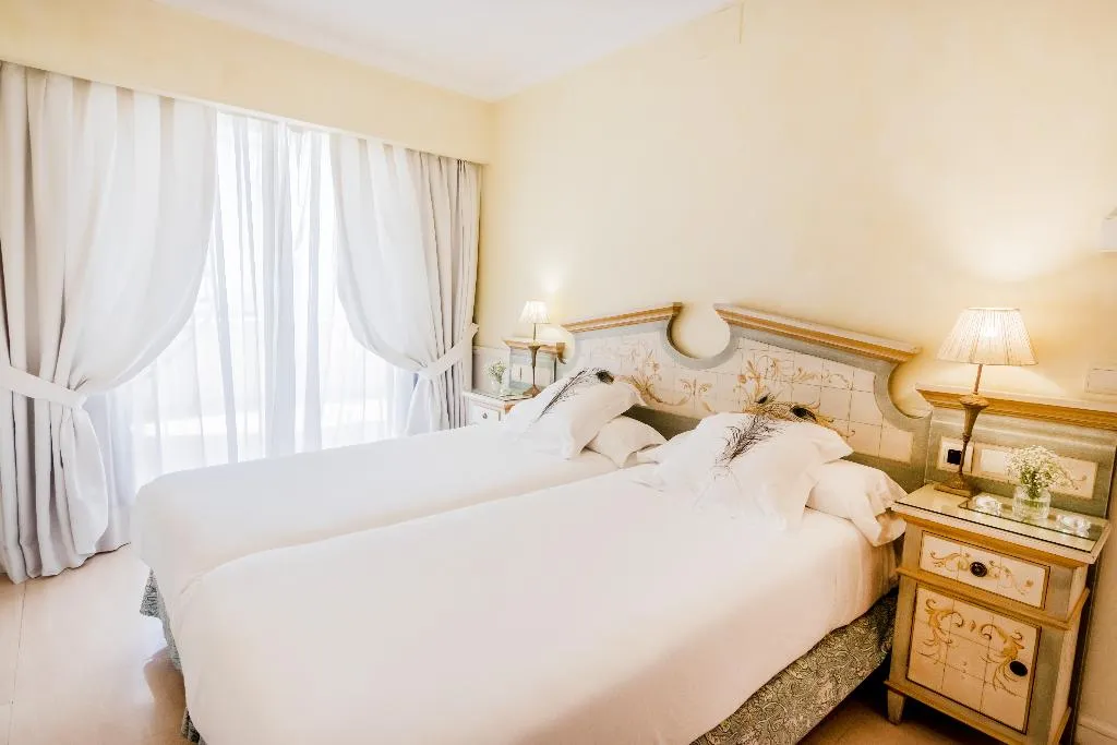 SUITE THREE BEDROOMS Room, Guadalpin Suites, Costa Del Sol