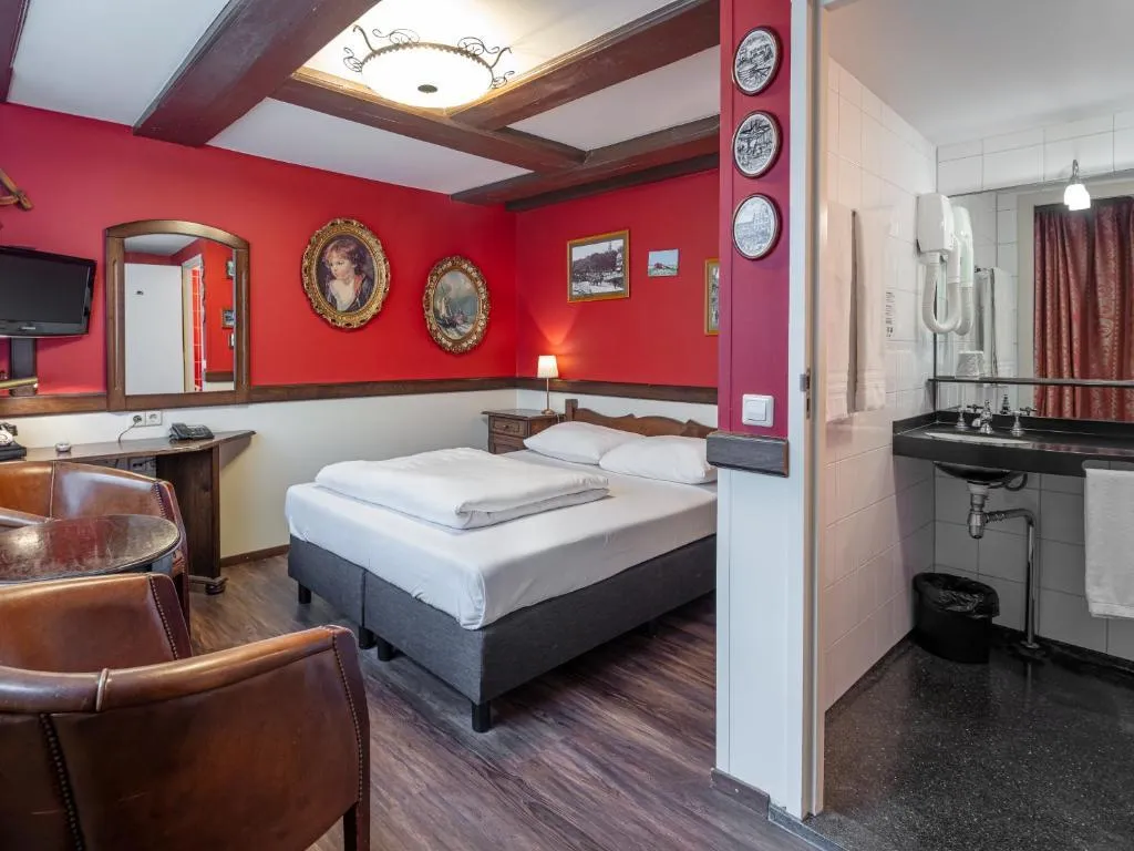 SUITE STANDARD Room, A-train, Amsterdam