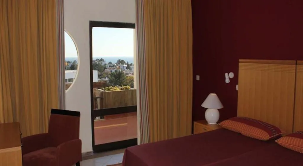 APARTMENT TWO BEDROOMS Room, Huma By Umbral, Algarve