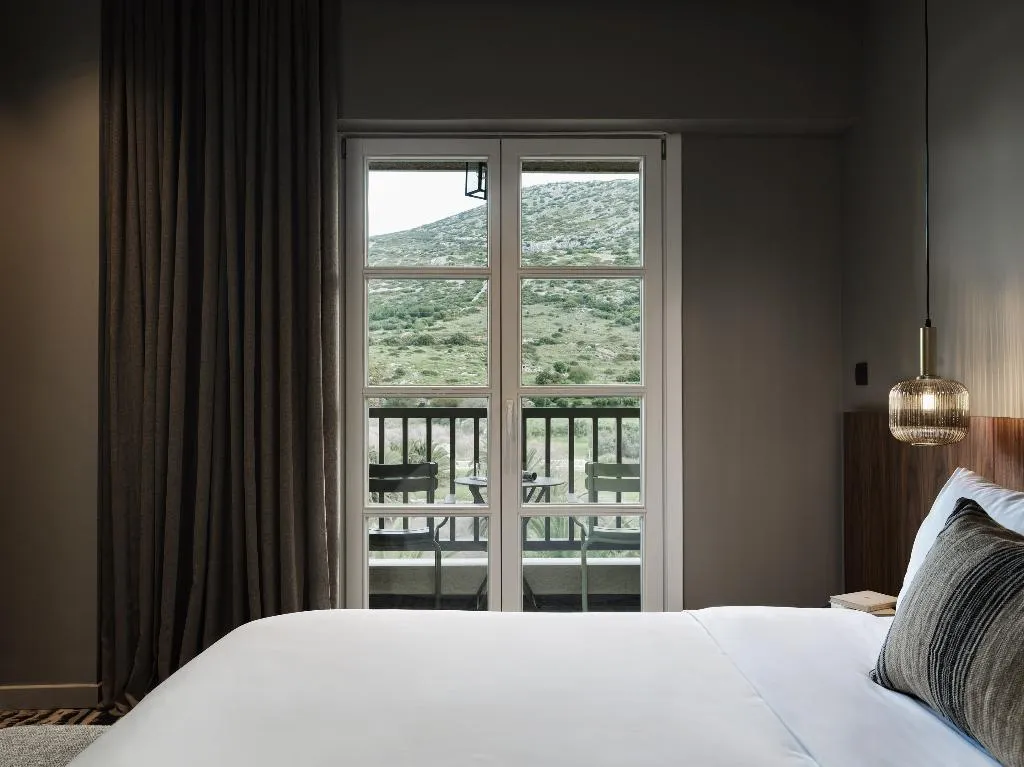 SUITE DELUXE GARDEN VIEW Room, Doryssa seaside resort, Samos