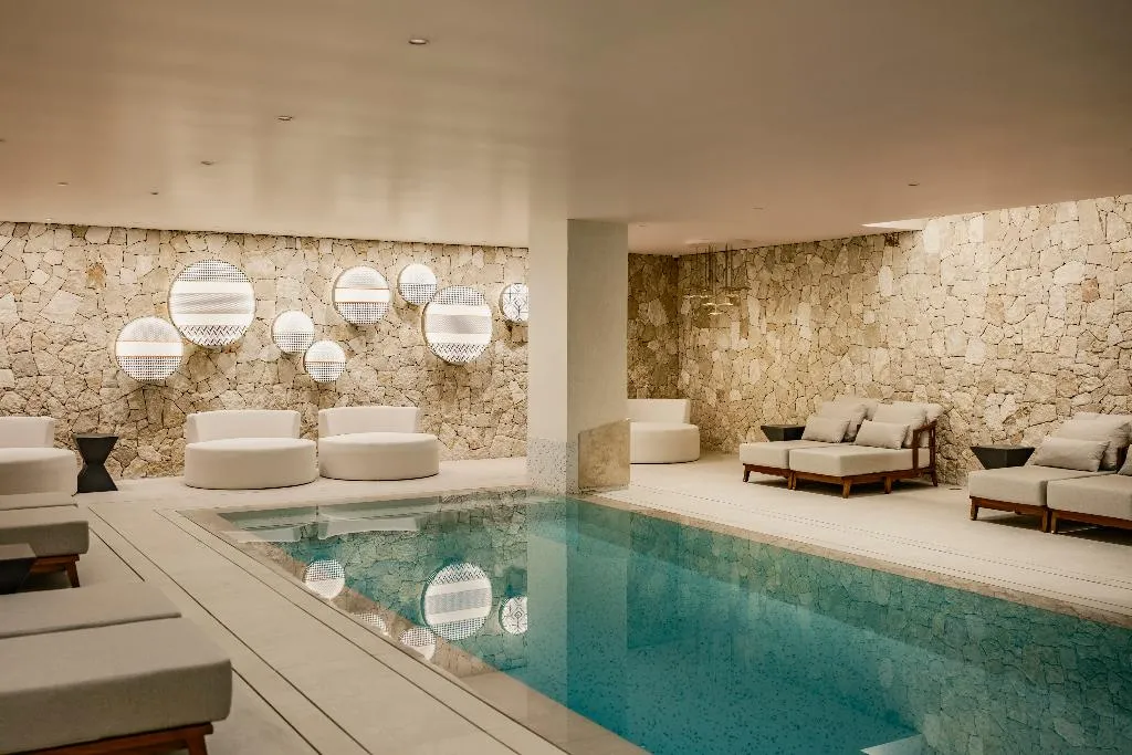 Pool, Hyatt Centric Malta, Malta