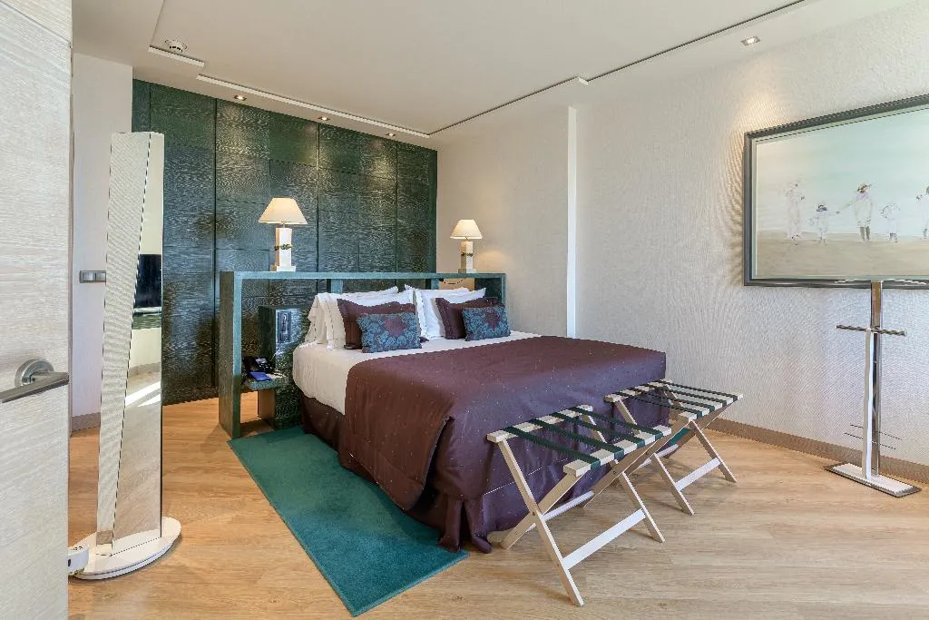 SUITE SEA VIEW WITH TERRACE Room, Santos Las Arenas Balneario Resort, Valencia