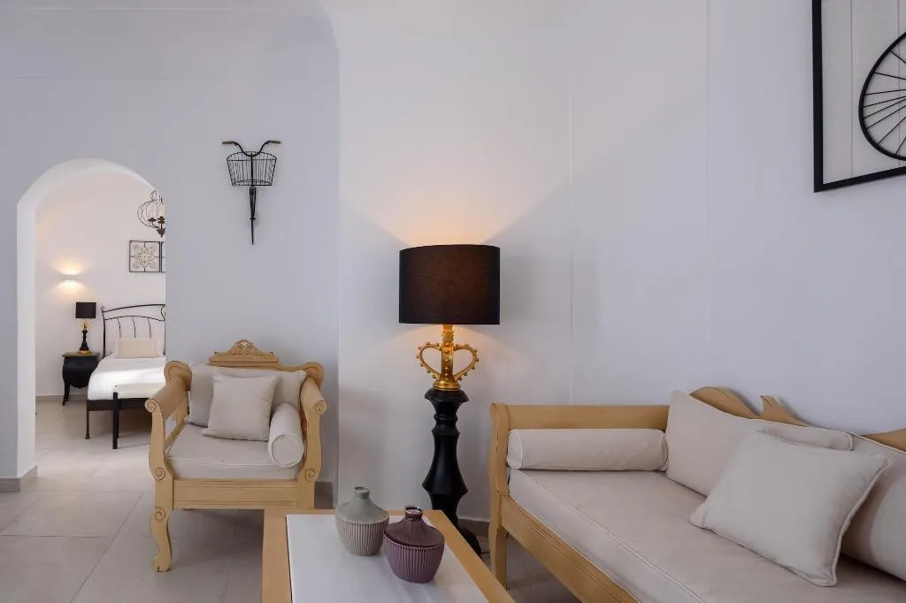 Room, Kamares Apartments, Santorini