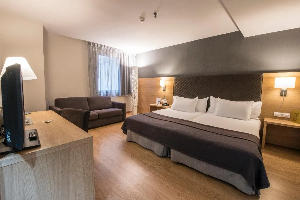 TRIPLE STANDARD Room, Silken Ramblas, Barcelona