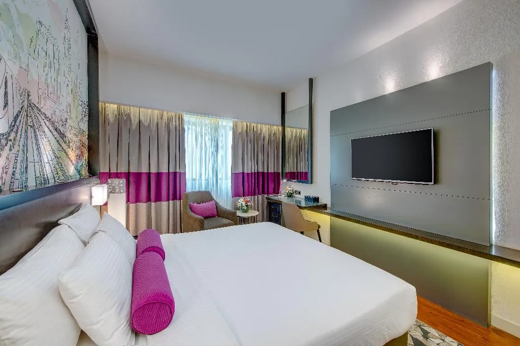 DOUBLE Accessible Room, Howard Johnson Plaza by Wyndham Dubai Deira, Dubai