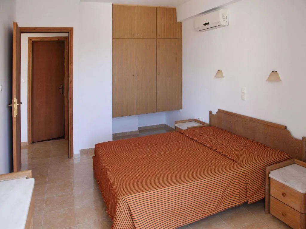 APARTMENT SIDE SEA VIEW Room, Ilian Beach, Crete