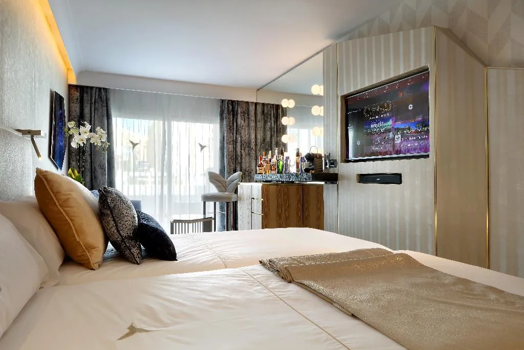 DOUBLE EXECUTIVE SUPERIOR Room, Ushuaia Ibiza Beach Hotel – Adults Only, Ibiza