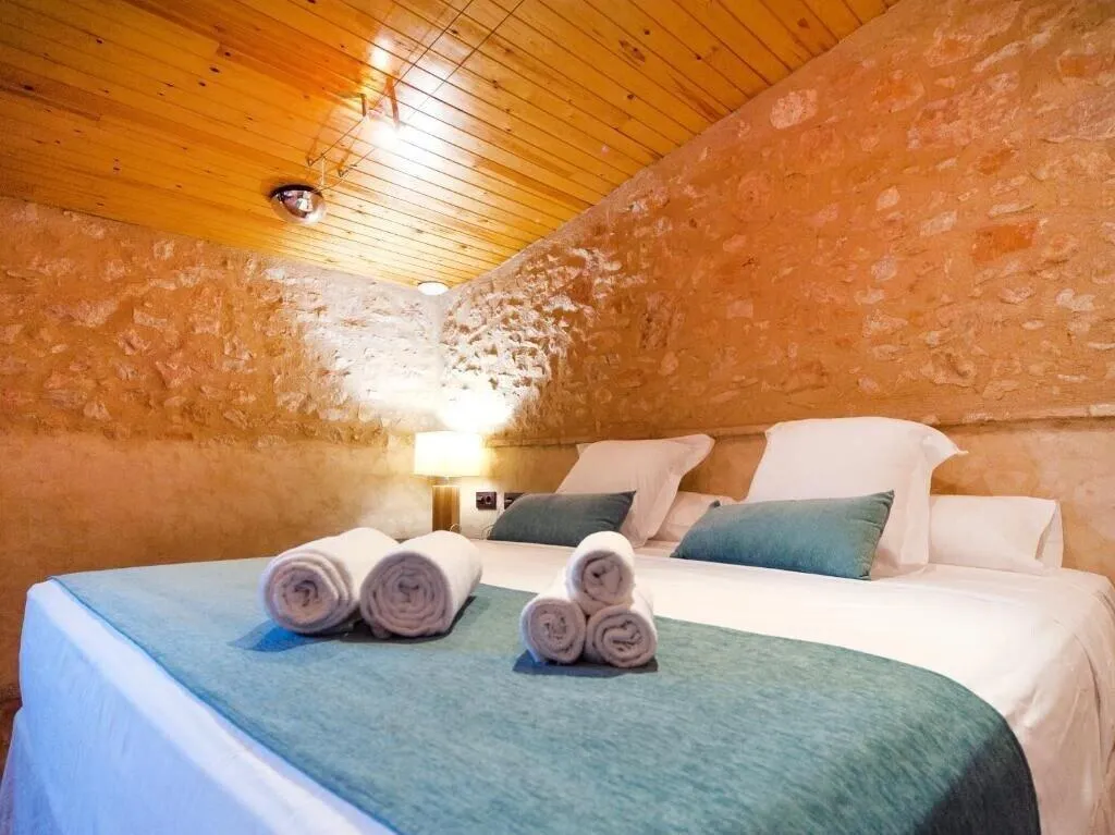Room, Hotel Molí de l'Escala, Costa Brava